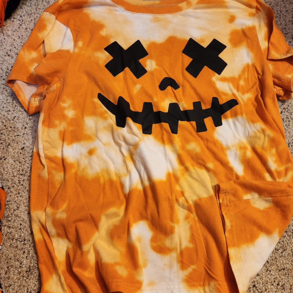 Wound Up Orange and Black Halloween Tee
